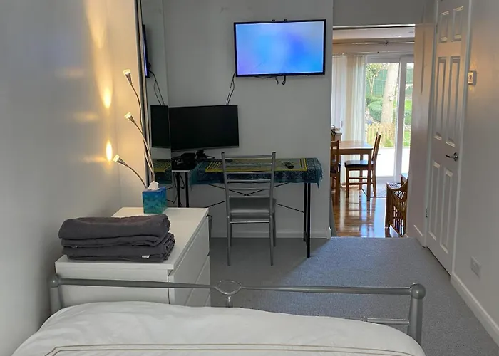 Plympton Annex - Apartment